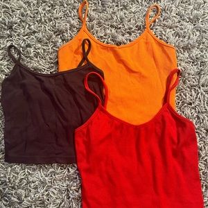 3 crop tops